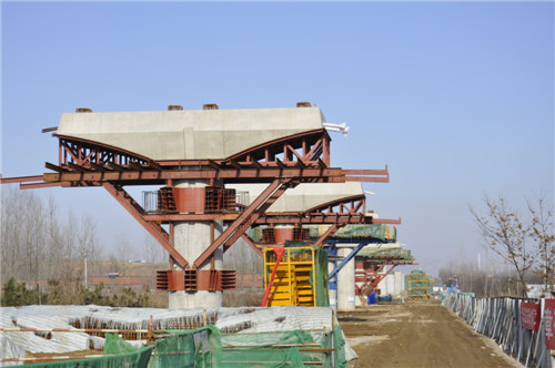 中交一航承建青岛轨道交通R3线十工区