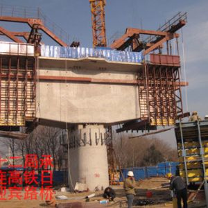 中铁十二局承建青连高铁日照跨迎宾路桥